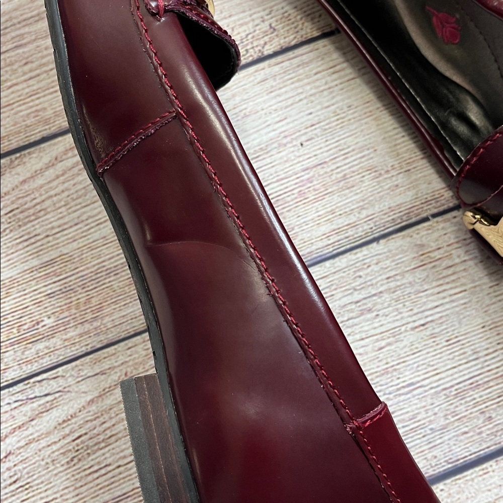 Ros Hommerson Regina Burgundy Leather Slip On Loafers EUC Size 7 - Picture 5 of 10